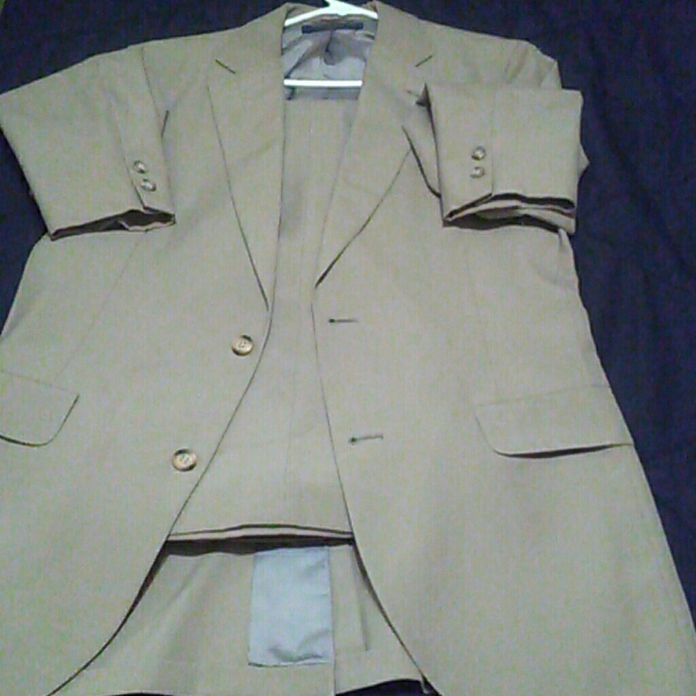 Suits boy's